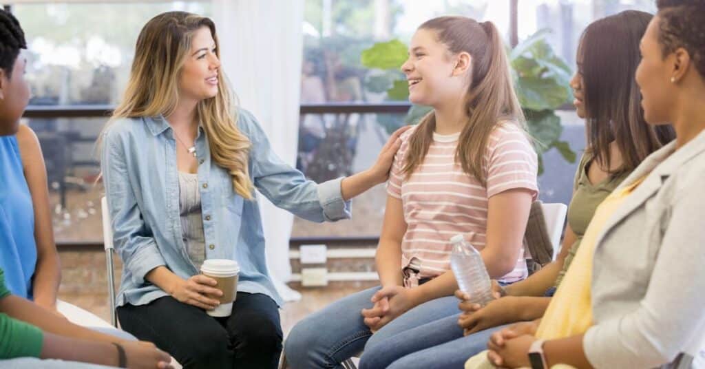 קבוצות תמיכה כוח המחבק